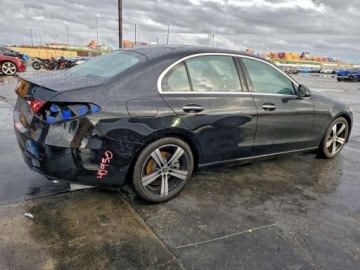 Mercedes Klasa C W206 2022 Mercedes-Benz Klasa C 300 2022 2.0 Benzyna 255KM, zdjęcie 3