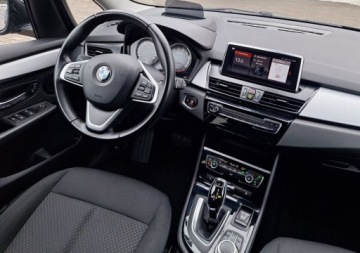 BMW Seria 2 G42-U06 Gran Coupe 2.0 220i 178KM 2022 BMW Seria 2 SalonPL 2.0benz. 178KM bezwypadkowy pakiety AppleCarPlay kamer, zdjęcie 8