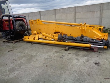 Телескопический погрузчик с телескопической стрелой JCB 535-140, рама, детали кабины