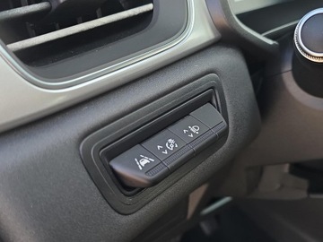 Renault Captur II Crossover 1.3 TCe 130KM 2020 Captur 1.3 TCe Zen EDC, zdjęcie 14