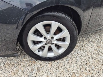 Opel Corsa E Hatchback 3d 1.0 Turbo 115KM 2015 Opel Corsa OPEL CORSA 1.0 Turbo Opony Wielosezon Klima Stan Perfect Alu 2, zdjęcie 3