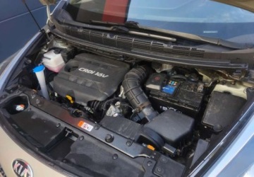 Kia Carens IV Minivan 1.7 VGT CRDI 115KM 2014 Kia Carens Kia Carens 1.7 CRDi XL 7os 1.7 Diesel 115KM, zdjęcie 26