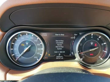 Maserati Levante 2022 Maserati Levante 2022r., 4x4, 3.0L 3.0 Benzyna 345KM, zdjęcie 10