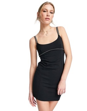 Czarna sukienka mini z ramiączkami z dżetów M