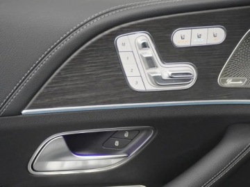 Mercedes GLE V167 SUV Facelifting 3.0 450d 367KM 2026 MERCEDES-BENZ GLE 450 d 4-Matic AMG Line 3.0 (367KM) 2026, zdjęcie 14