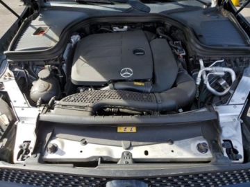 Mercedes GLC C253 2021 Mercedes-Benz GLC 300 2021 2.0 Benzyna 255KM, zdjęcie 6