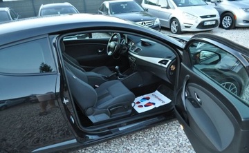 Renault Megane III Coupe 1.6 16v 110KM 2009 Renault Megane 1.6 Benzyna 110 km 6-biegowy Klimatyzacja 1.6 Benzyna 110KM, zdjęcie 14