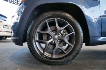 Jeep Grand Cherokee IV 2020 Jeep Grand Cherokee Limited 5.7 352KM V8 Panorama 4x4 Skory Navi MenuPL LE, zdjęcie 35