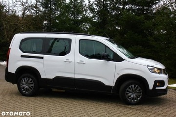 Peugeot Rifter Standard 1.5 BlueHDI 102KM 2024 Peugeot Rifter Peugeot Rifter N1 BlueHDI 100 L2 Allure 1.5 Diesel 102KM, zdjęcie 3