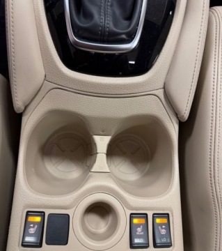 Nissan X-Trail III Terenowy Facelifting 1.3 DIG-T 160KM 2019 Nissan X-Trail Pelna oferta na R-CARS.pl 1.3 Benzyna 160KM, zdjęcie 23