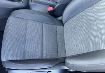 Volkswagen Golf VI Variant 1.2 TSI 105KM 2011 Volkswagen Golf Variant 1.2Turbo 105KM 6Bieg.Klima ALU 2xParktr.Temp.Kurty, zdjęcie 19