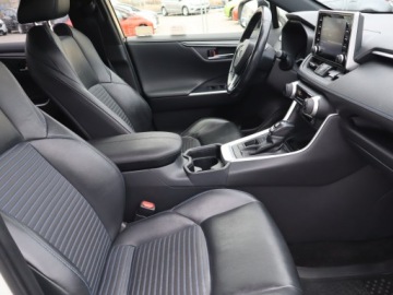 Toyota RAV4 V 2020 Toyota RAV 4 2.5 Hybrid, Salon Polska, zdjęcie 8