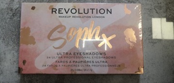 MAKEUP REVOLUTION x SOPH PALETA CIENI DO POWIEK