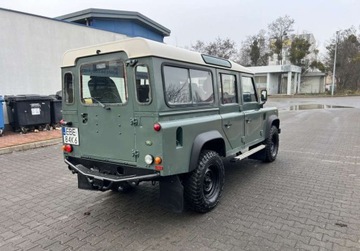 Land Rover Defender III 2010 Land Rover Defender Klimatyzacja 110 TD BaseE Salon PL I wlasciciel 7 os., zdjęcie 7