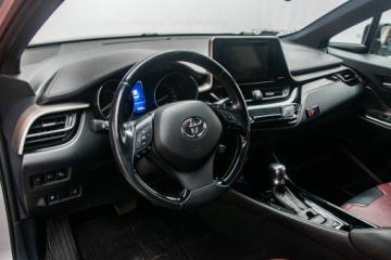 Toyota C-HR I Crossover 1.8 Hybrid 122KM 2018 TOYOTA C-HR 1.8 Hybrid Style Suv 122KM 2018, zdjęcie 13