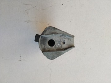 LOKETNÍ OPĚRKA LEVÝ SEDADLA PŘEDNÍ VW T4 960