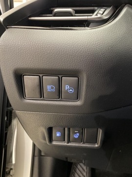 Toyota C-HR I Crossover Facelifting 2.0 Hybrid Dynamic Force 184KM 2021 Toyota C-HR 2.0 Hybrid GR Sport Toyota C-HR 2.0 GR, zdjęcie 14