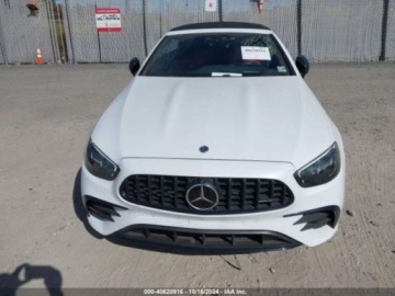 Mercedes Klasa E W214 2023 Mercedes-Benz Klasa E 2023r., 4x4, 3.0L 3.0 Benzyna 429KM, zdjęcie 6