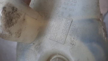 NÁDOBKA KAPALINY CHLADÍCÍHO 8683455 VOLVO S60 V70 II S80