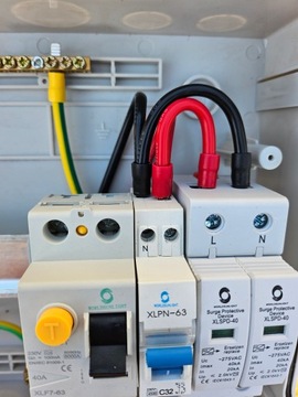 Распределительное устройство IP65, силовой блок, 18P, переменный/постоянный ток, фотогальваника, 1 строка