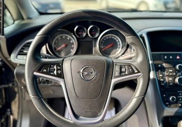 Opel Astra J GTC 1.4 Turbo ECOTEC 120KM 2014 Opel Astra 1.4 Turbo Cosmo 1.4 Benzyna 120KM, zdjęcie 21