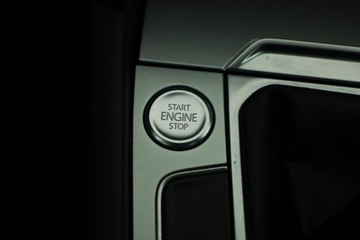 Volkswagen Passat B8 Limousine 1.8 TSI BlueMotion Technology 180KM 2017 VW Passat 1.8 TSI, Salon Polska, Klima, zdjęcie 14