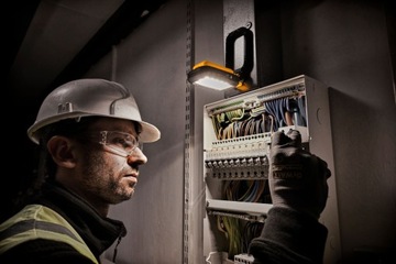 DEWALT DCL182 Светодиодный фонарик 1000лм USB-C