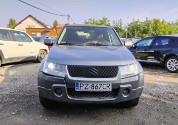 Suzuki Grand Vitara II SUV 1.9 DDiS 129KM 2007 Suzuki Grand Vitara 112007r, 1.9 DIESEL. 4x4. Przetarty prawy bok. Jezdzi., zdjęcie 16