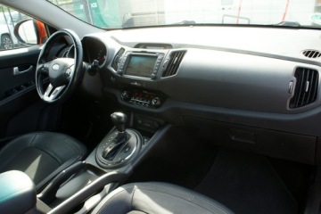 Kia Sportage III SUV 2.0 CRDi 136KM 2012 Kia Sportage AUTOMAT 2,0 CRDi, zdjęcie 3