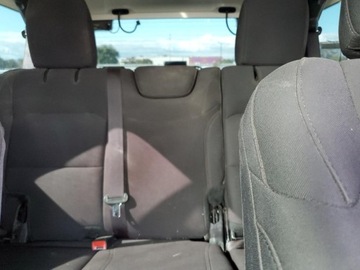 Jeep Wrangler IV 2022 Jeep Wrangler Unlimited Sport 2022 3.6l 3.6 Benzyna 285KM, zdjęcie 10