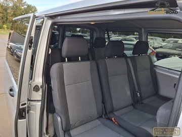 Volkswagen Caravelle T6 Transporter 2.0 TDI 102KM 2018 Volkswagen Transporter 2,0 tdi 9 osobowy klima elektryka serwis oplacony, zdjęcie 14