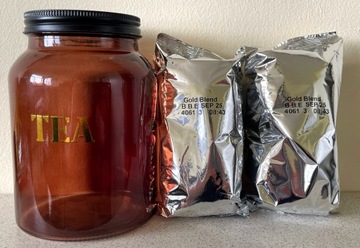 ENGLISH TEA BOX zakręcany słoik + herbata GOLD BLEND 2 x 40szt 250g