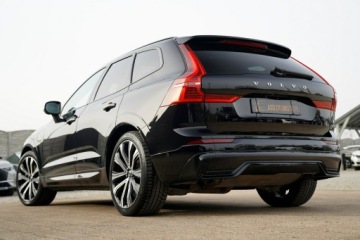 Volvo XC60 II Crossover Plug-In Facelifting 2.0 T8 455KM 2023 Volvo XC 60 INSCRIPTION panorama ful led, zdjęcie 11