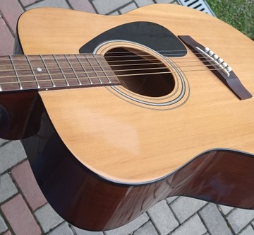 Акустическая гитара YAMAHA F210, 1992 г.