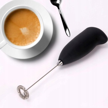 РУЧНОЙ МОЛОЧНЫЙ МИКСЕР CLATRONIC