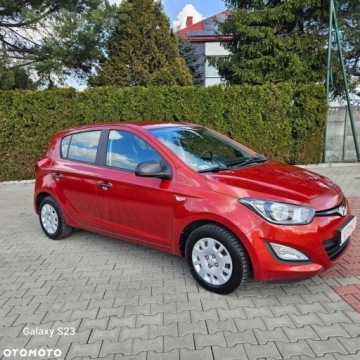 Hyundai i20 I Hatchback 5d Facelifting 1.2 DOHC 85KM 2012 Hyundai i20 Hyundai i20 1.2 Trend 1.2 Benzyna 86KM, zdjęcie 6