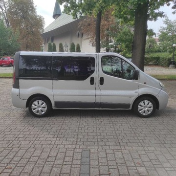 Opel Vivaro A 2005 Opel Vivaro Lift Westfalia po wymianie rozrzadu olejow 2.4 Diesel 136KM, zdjęcie 3
