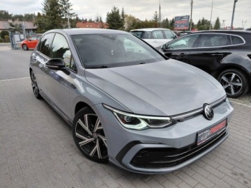 Volkswagen Golf VIII Variant 1.5 eTSI 150KM 2021 Volkswagen Golf Automat R Line Klimatronik LED Harman Kardon 1.5 Benzyna, zdjęcie 2