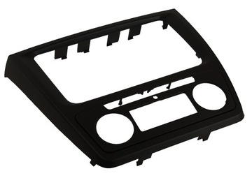 Маскирующая рамка на магнитолу Skoda Yeti Octavia.