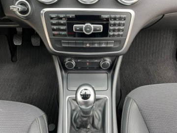 Mercedes Klasa A W176 Hatchback 5d Facelifting 180 d 109KM 2015 Mercedes A 180 Bixenony + LED Półskóry, zdjęcie 28