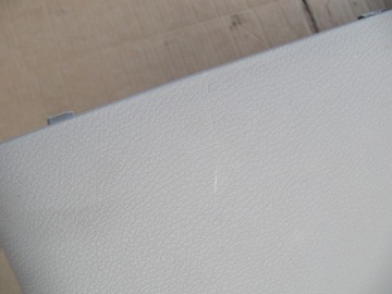 CHRYSLER PACIFICA 17- BOCZEK BAGAZNIKA PRAWY TYL TYLNY TAPICERKA USB