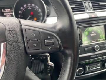 Skoda Superb II Kombi 1.8 TSI 160KM 2010 Skoda Superb XENONY NAWIGACJA PARKTRONIC TEMPOMAT SERWISOANA ZAREJESTROWANA, zdjęcie 17