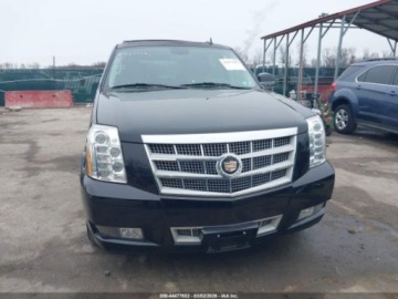 Cadillac Escalade III 2014 Cadillac Escalade Platinum 2014 6.2 Benzyna 403KM, zdjęcie 8