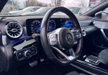 Mercedes CLA C118/X118 Coupe 2.0 220 190KM 2020 Mercedes-Benz CLA 2,0 190ps AMG FullLed Alu Kamera Virtual Ambiente Navi G, zdjęcie 4