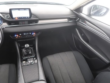 Mazda 6 III Sedan Facelifting 2016 2.0 SKYACTIV-G 145KM 2018 Mazda 6 2.0 Skyactiv-G, Salon Polska, Navi, Xenon, zdjęcie 7