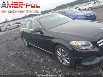 Mercedes Klasa C W205 2017 Mercedes-Benz Klasa C 2017 Mercedes-Benz C-Class C 300 4MATIC Sedan with L