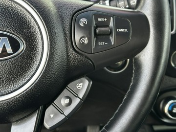 Kia Carens IV Minivan 1.7 VGT CRDi 141KM 2016 Kia Carens Panorama, Navi, Kamera, Grzane fot. Hak, zdjęcie 21