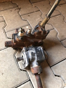 Распределитель насоса отбора мощности Iseki TXG 23