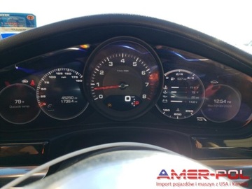 Porsche Panamera II Liftback 3.0 330KM 2017 Porsche Panamera _971_3.0 L_330 km_2017r 3.0 Benzyna 330KM, zdjęcie 9