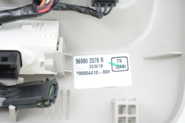 LAMPA OSVĚTLENÍ KABINY KADJAR 969802078R